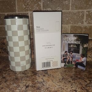 Simple Modern 12oz Slim Can Cooler — Grey & White Checkerboard